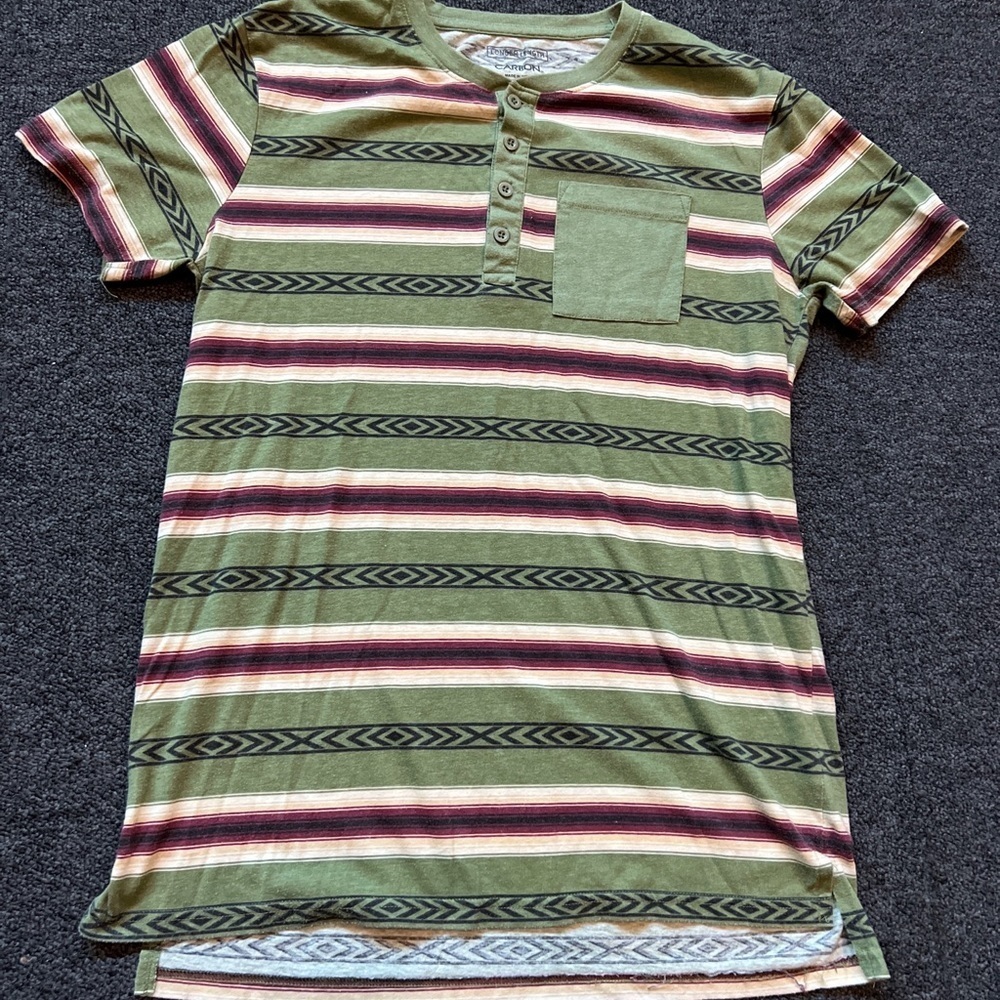 Carbon Mens Pocket  T Shirt 1/4 Button Crew Neck Longer Length Southwest Print S